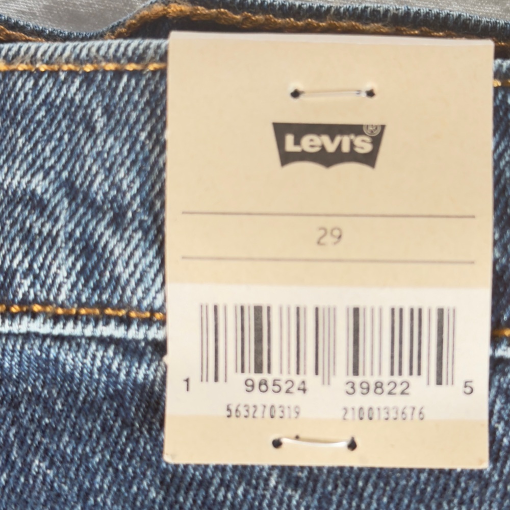 Levi's 501 Women's Blue Denim Cutoff Shorts. Size 29 - Picture 5 of 5